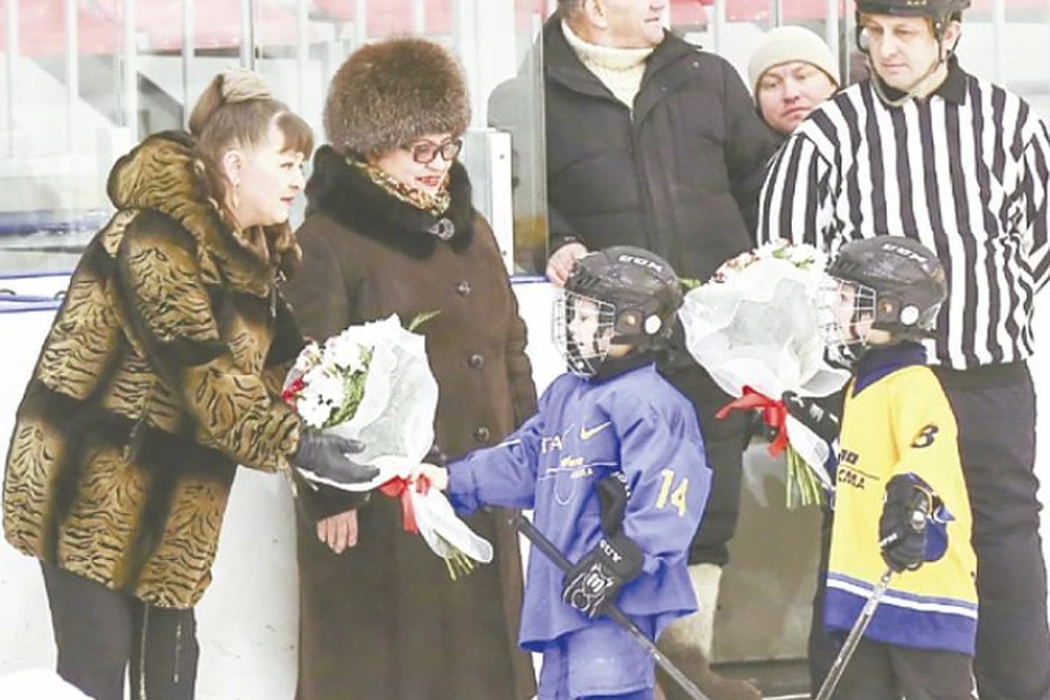 Ледовая площадка принимала соревнования, посвященные памяти верхнесалдинского хоккеиста и тренера Сергея Теплякова