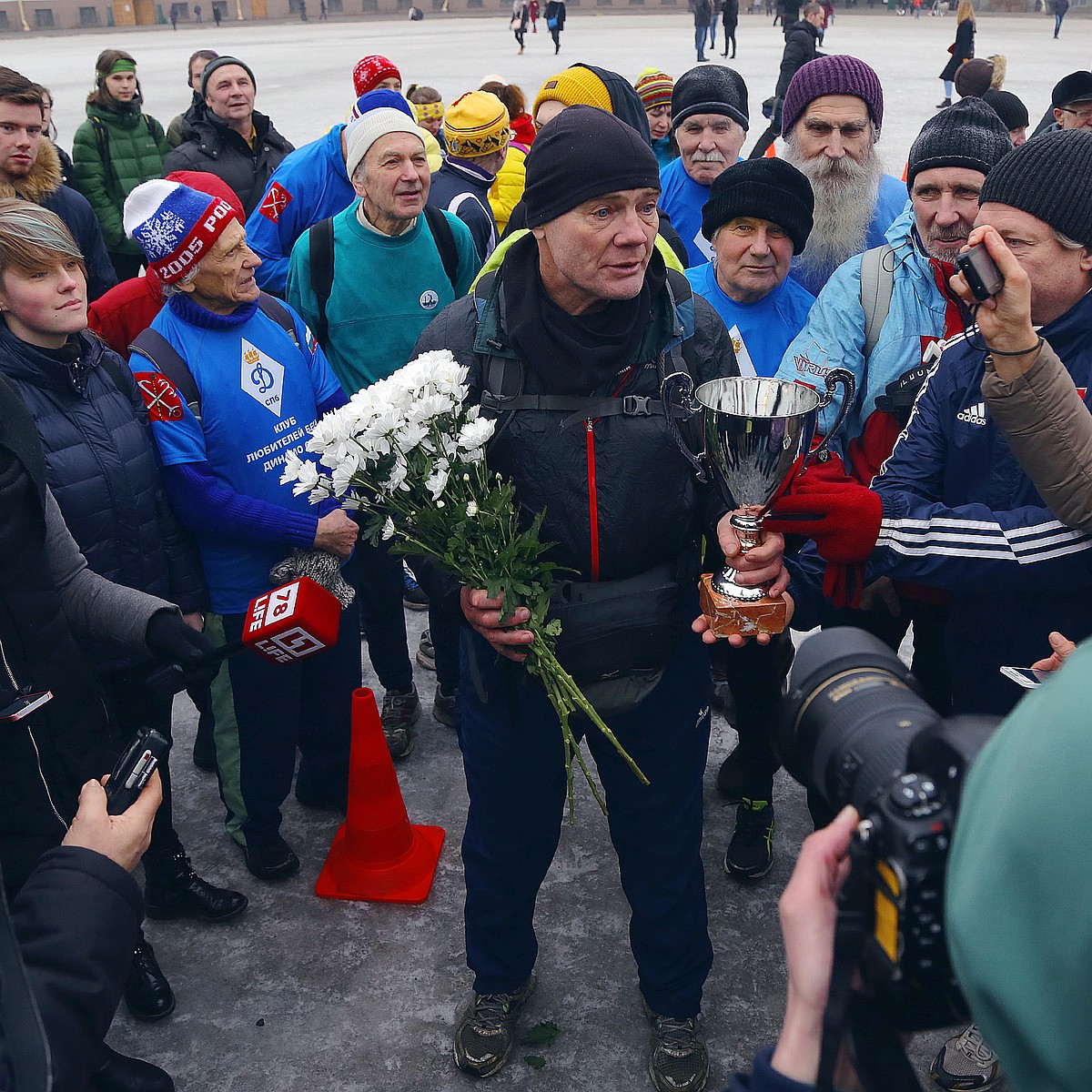 Сергей Лукьянов, совершивший пешее кругосветное путешествие, вернулся в  Петербург - KP.RU