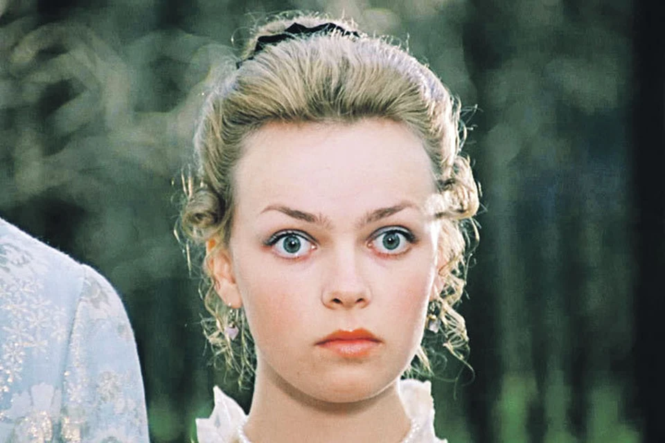 Многие зрители помнят Валюшкину по роли Маши в «Формуле любви». Фото: Кадр из фильма
