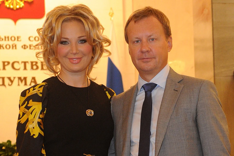 Денис Вороненков с супругой Марией Максаковой