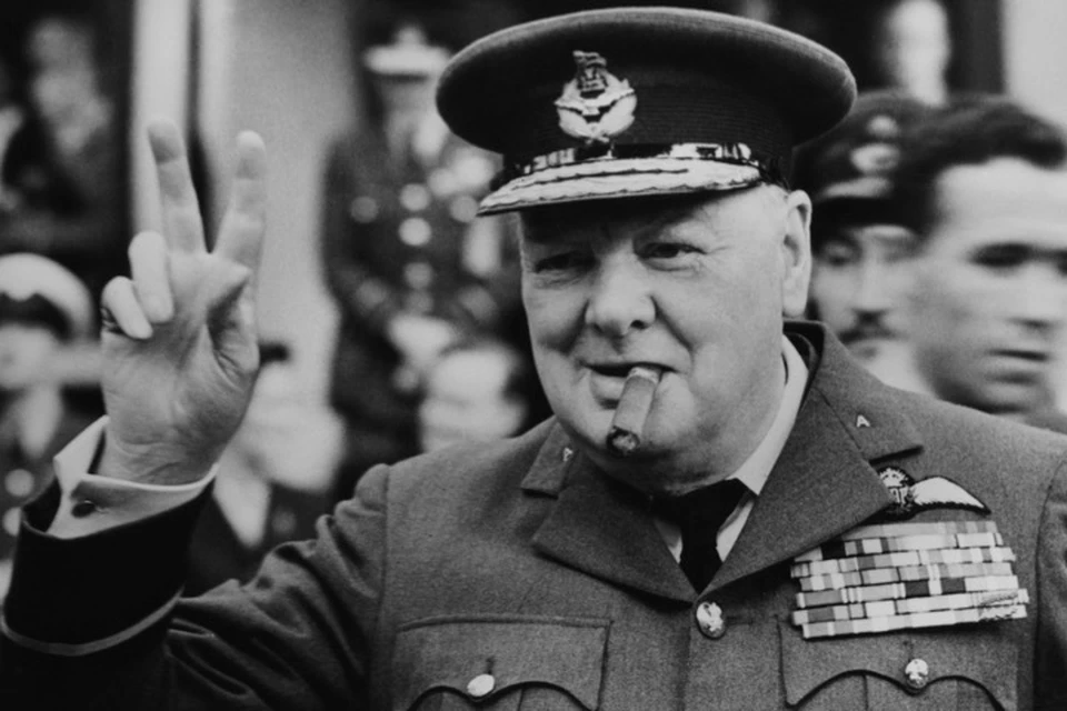 Уинстон Черчилль относитлся к пришельцам серьезно, считая, что Марс и Венера обитаемы.