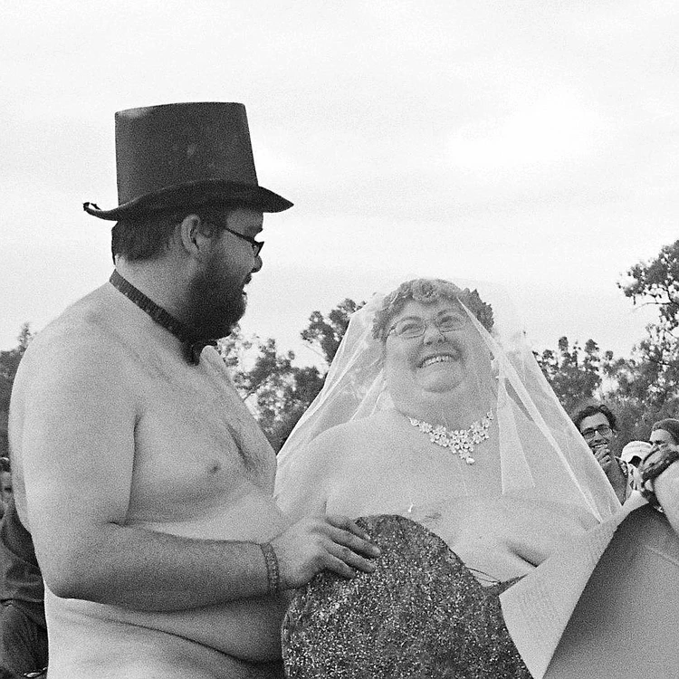 Голая невеста жених свадьба без трусов (58 фото) - секс и порно укатлант.рф