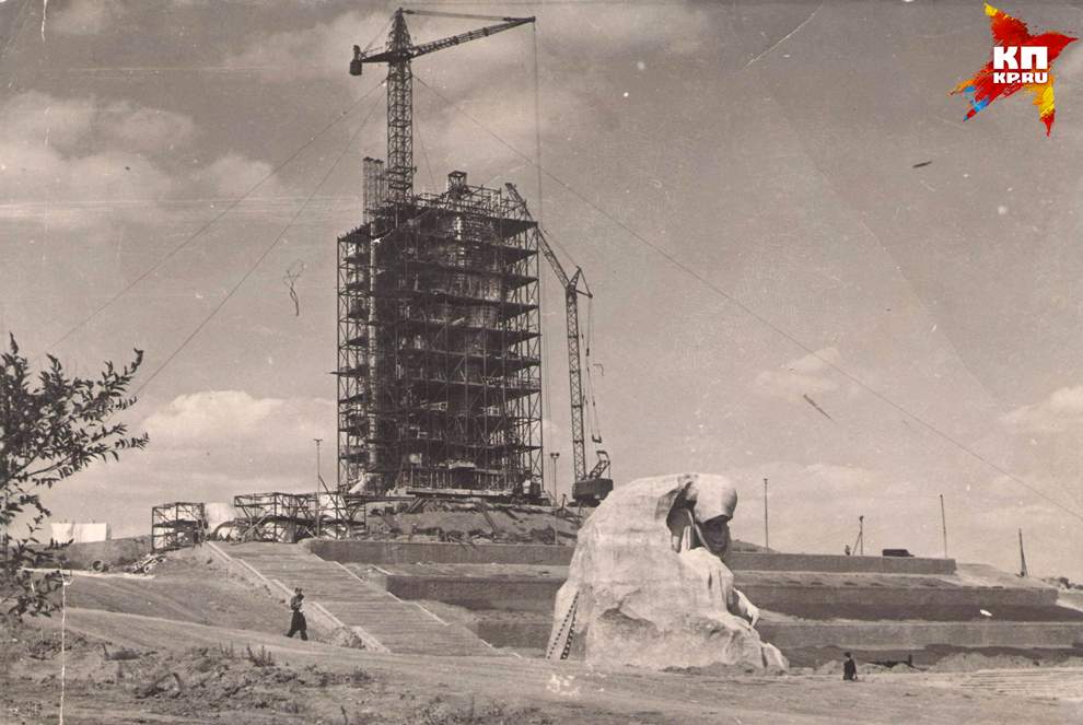 Фото строительства мамаева кургана в волгограде