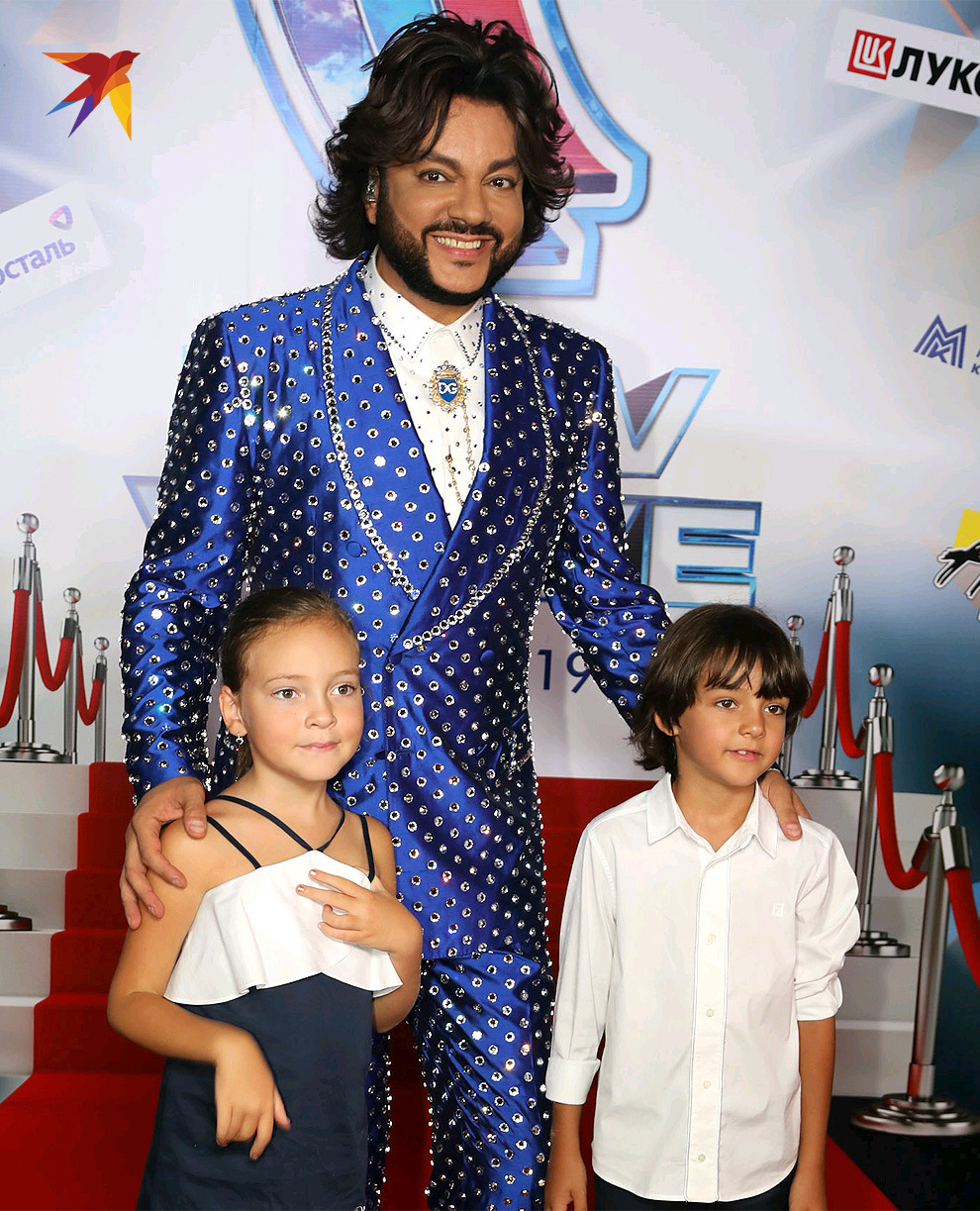 Zpěvák Philip Kirkorov s dcerou Allou-Victoria a synem Martinem.