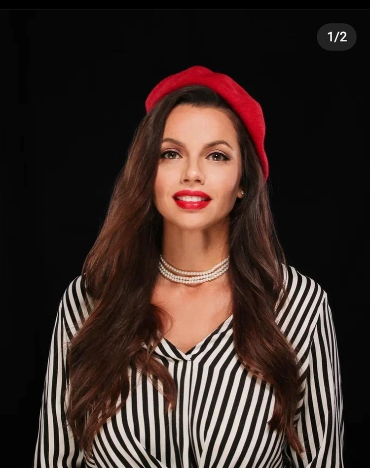 Street Fighter porno parodiya U ayolni kaltaklaydi va sikadi.