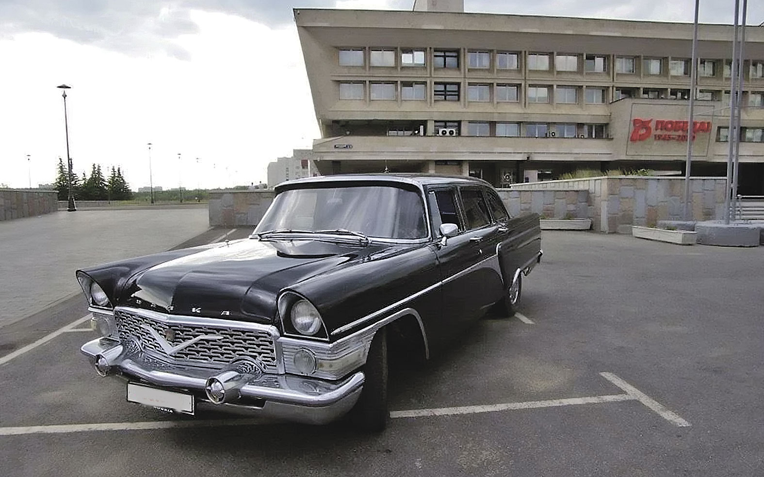 «Чайка» 1961 года выпуска с коробкой автомат! Фото: Wikimedia Commons