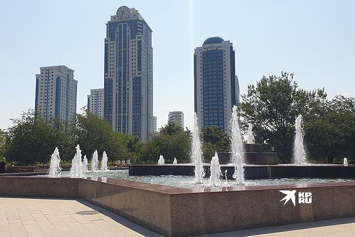 Один из самых высотных городов России, город впечатляет своими небоскребами