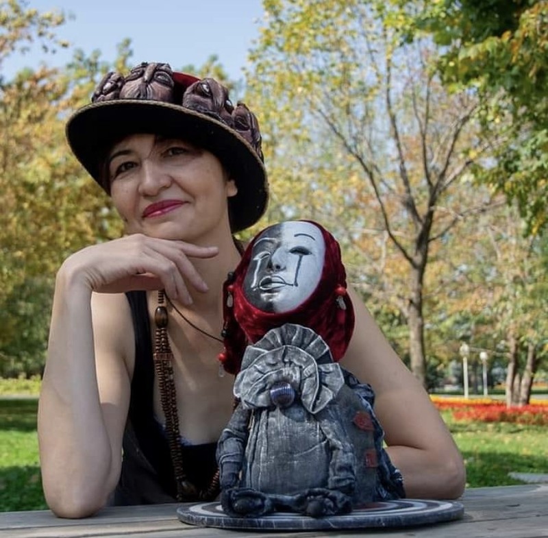 Лариса Еропкина.