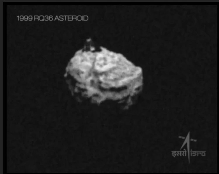 Пирамида на астероиде Бенну: снимок якобы был сделан в 2011 году канадским спутником, запущенным с помощью индийской ракеты.