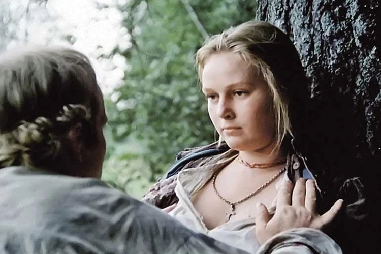 Трусики киген қызбен жыныстық қатынас