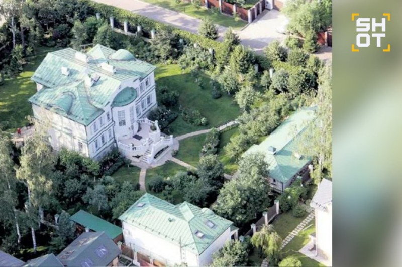 Замок Якубовича