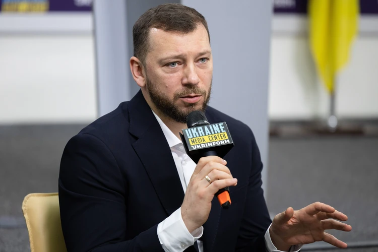 Александр Клименко