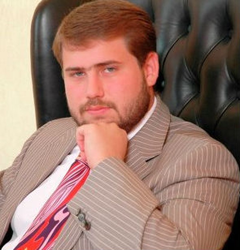 Илан Шор после смерти отца занялся его делами.