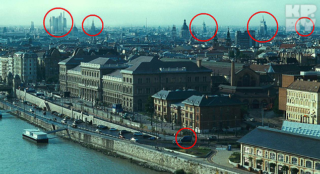 На фоне знаменитого Университета Корвина в Будапеште - здания МИДа, МГУ, и небоскребы «Москва-Сити»