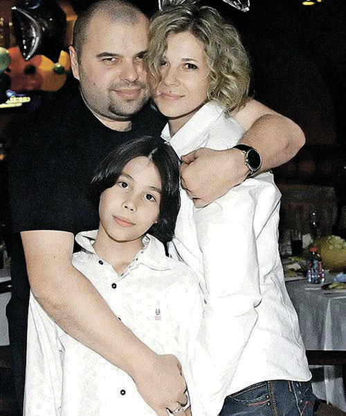 На Наташе Макс женат уже 25 лет. На фото вместе с сыном Саввой. Фото: личный архив Максима Фадеева.