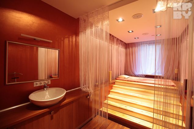 В санатории работает СПА-центр, где за отдельную плату можно сделать различные процедуры. К слову, дешевле, чем в Минске.