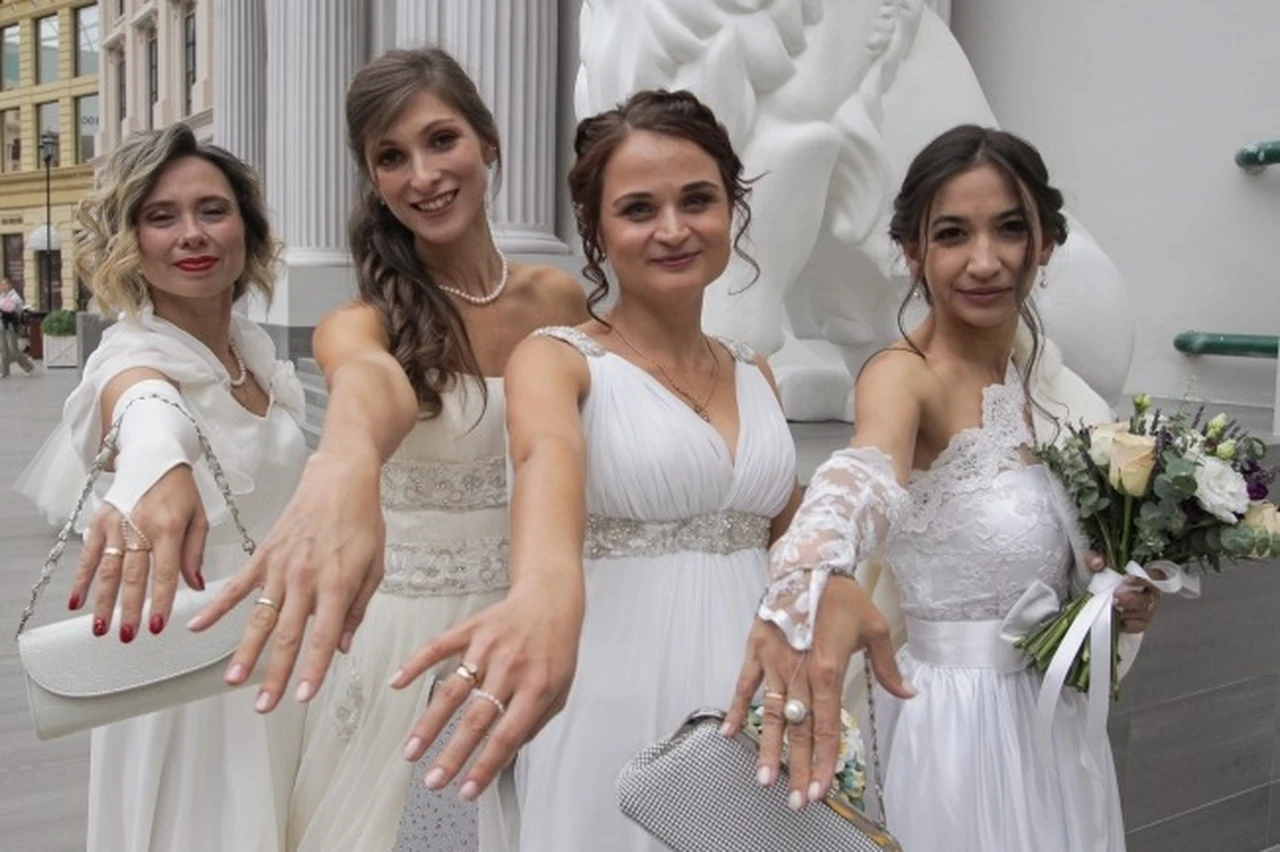 Ажиотаж на зеркальные и красивые даты свадьбы в Ульяновской области продолжается